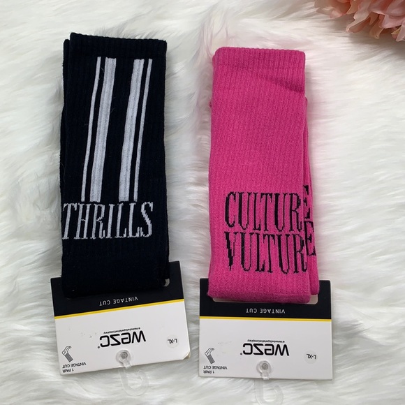 Wesc Accessories - WESC THRILLS & CULTURE VULTURE CREW SOCKS 2 PAIR